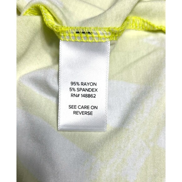 Torrid 2X Lime Green Palm Leaf Print Top Short Sleeve Blouse NWT Tropical Resort - Picture 9 of 11